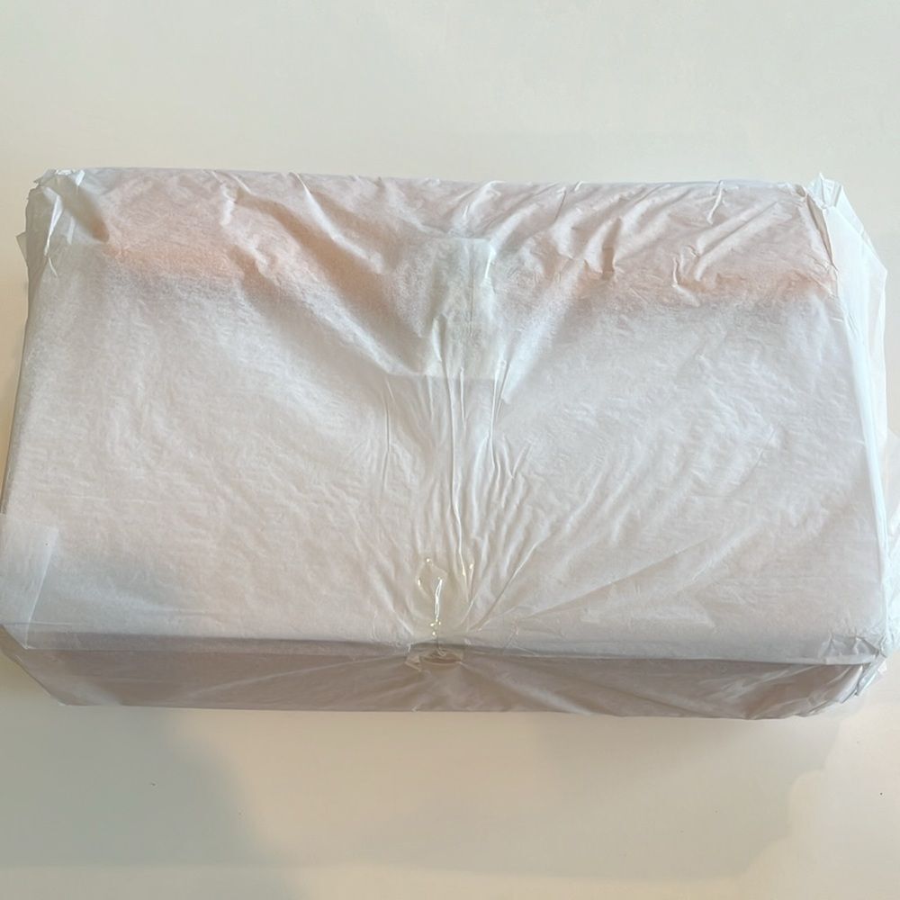 KURT GEIGER london Brixton lock shoulder bag, light pastel orange bag - Picture 6 of 11